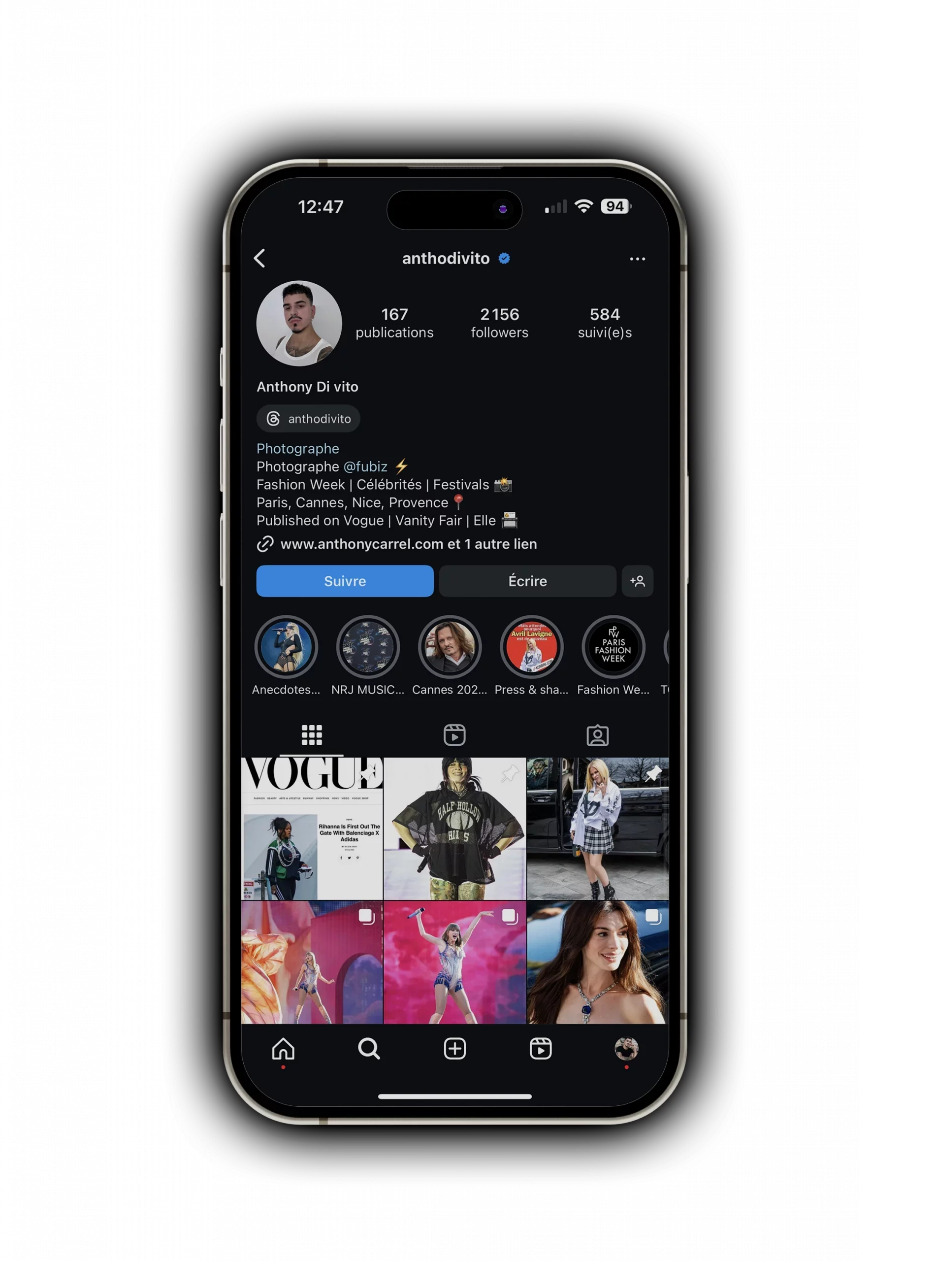Mockup illustrant des publications Instagram créées pour une stratégie de community management à Cannes par Anthony Carrel