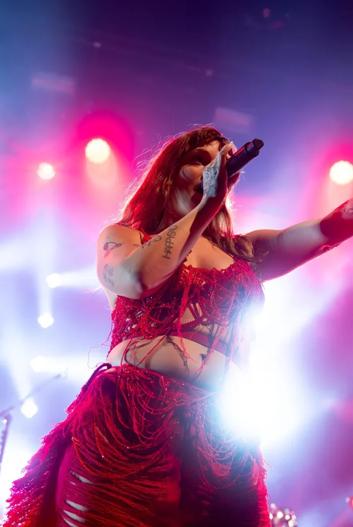 Tove Lo Concert Paris Tournee Europeenne 2022 20 Copie lors de Le concert de Tove Lo au Bataclan